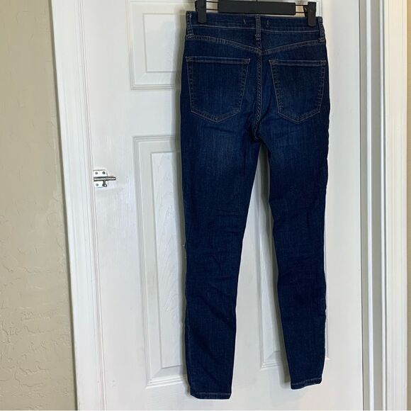 Free People Distressed Skinny Jeans Size 26 - Picture 2 of 8